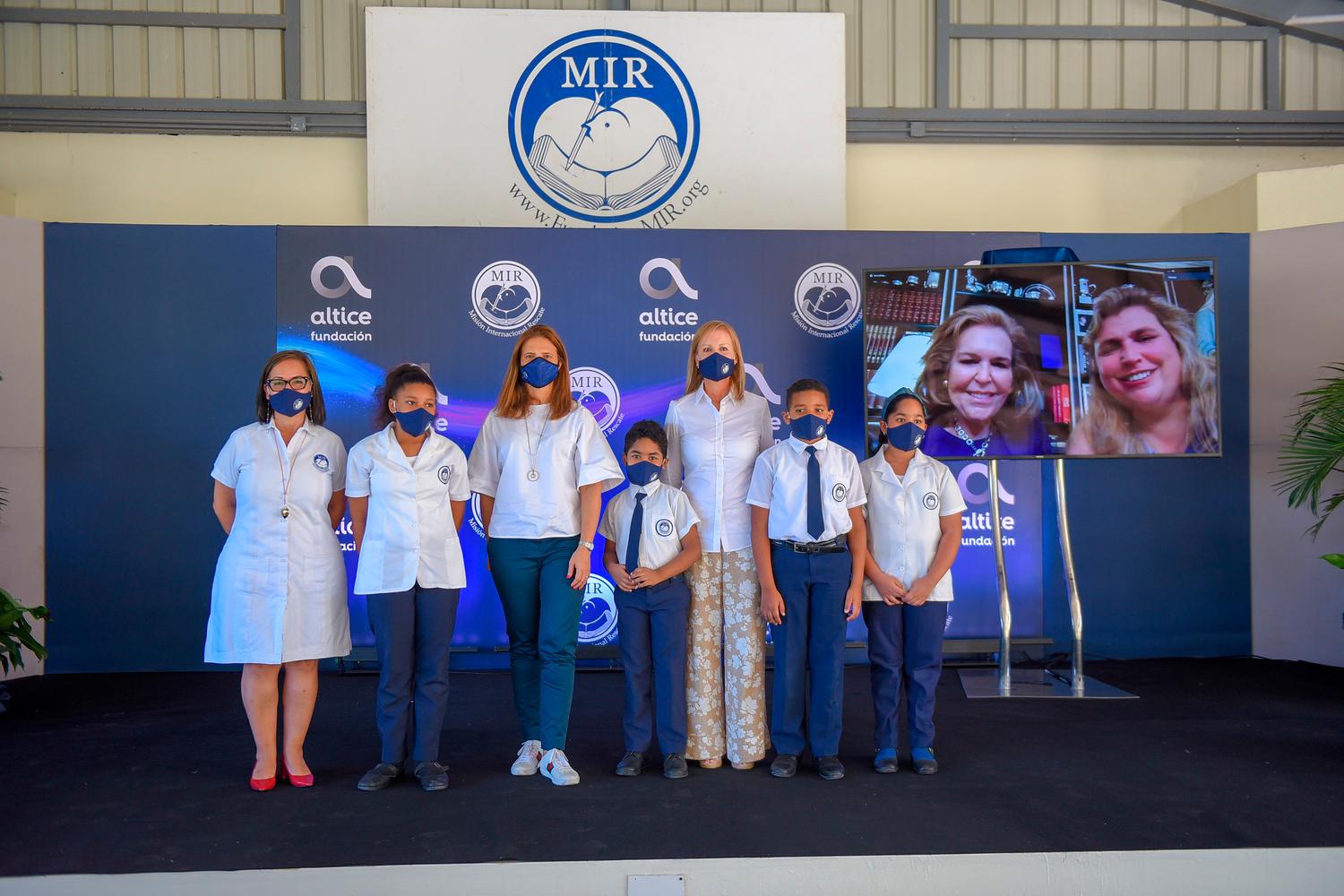 Conectividad para 1,800 estudiantes de Escuela de Fundación MIR.