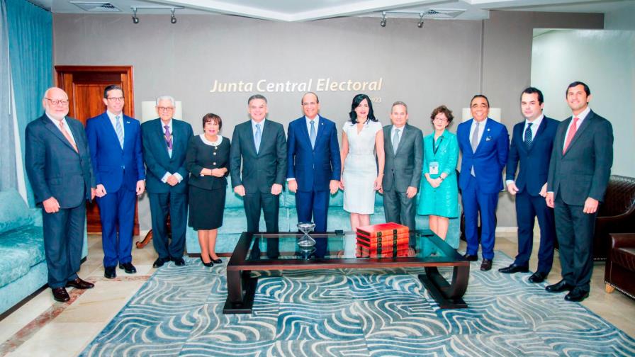 El Conep llama a trabajar para el éxito de elecciones