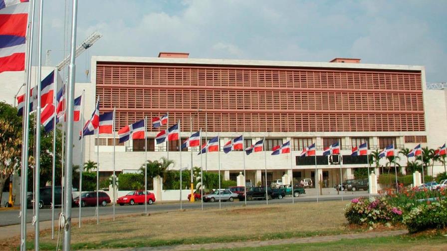 Luego del asueto de Fin Año actividades se reanudan este jueves