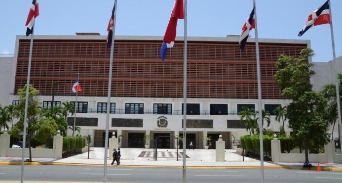 Feministas piden al Senado dominicano corregir el Código Penal “de la muerte”