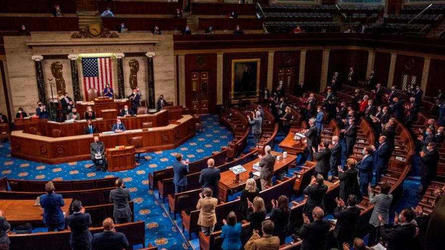 Congreso de EEUU cuenta los votos electorales para certificar triunfo de Biden