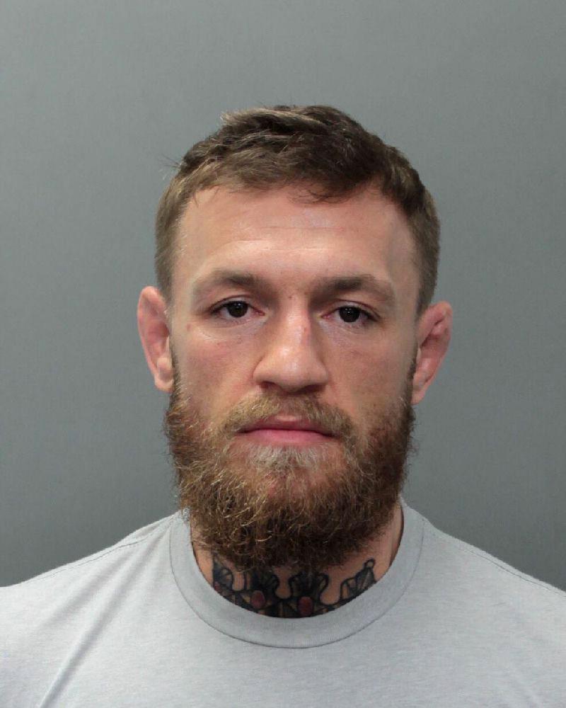 Arrestan a Conor McGregor por robo y agresión en Florida