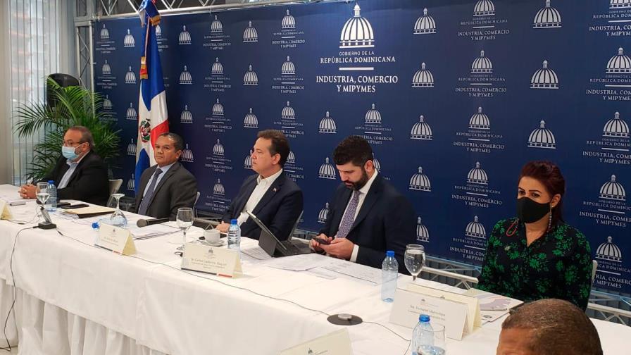 Aprueban 11 empresas de zonas francas con una inversión superior a los US$28 millones Aprueban 11 empresas de zonas francas con una inversión superior a los US$28 millones