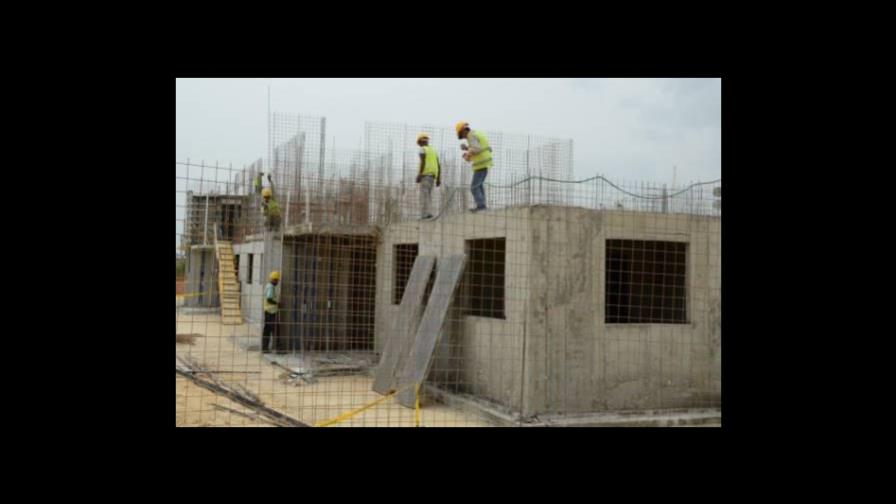 Estiman construcción de 6,000 viviendas fueron paralizadas por el COVID-19 Estiman construcción de 6,000 viviendas fueron paralizadas por el COVID-19