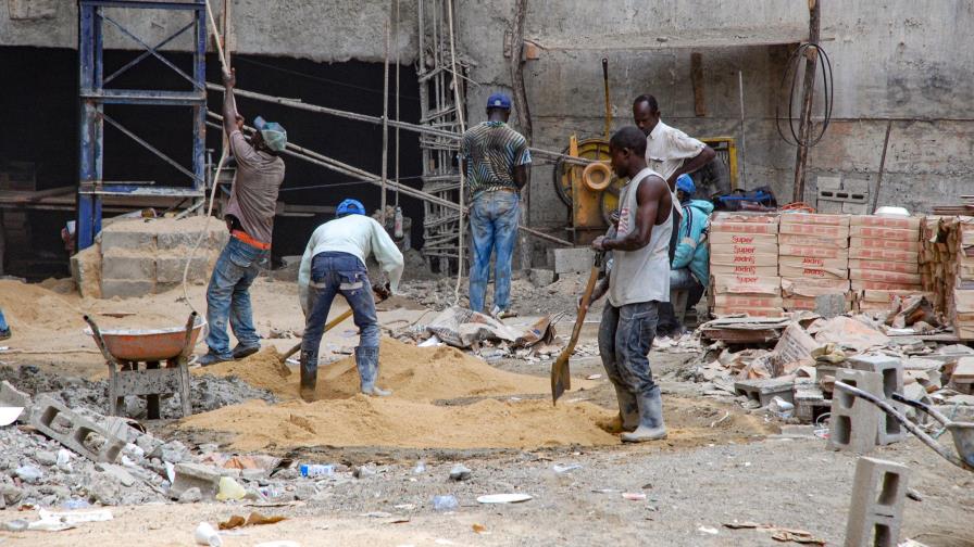 Sin un ajuste fiscal se prevé un mayor déficit y endeudamiento