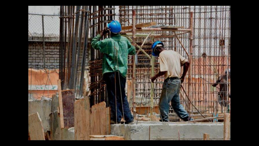 En el mercado laboral formal dominicano trabajan 30,251 extranjeros En el mercado laboral formal dominicano trabajan 30,251 extranjeros