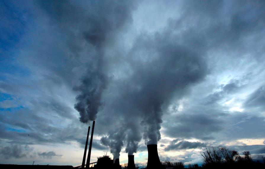 China dice que redujo emisiones de CO2 antes de tiempo