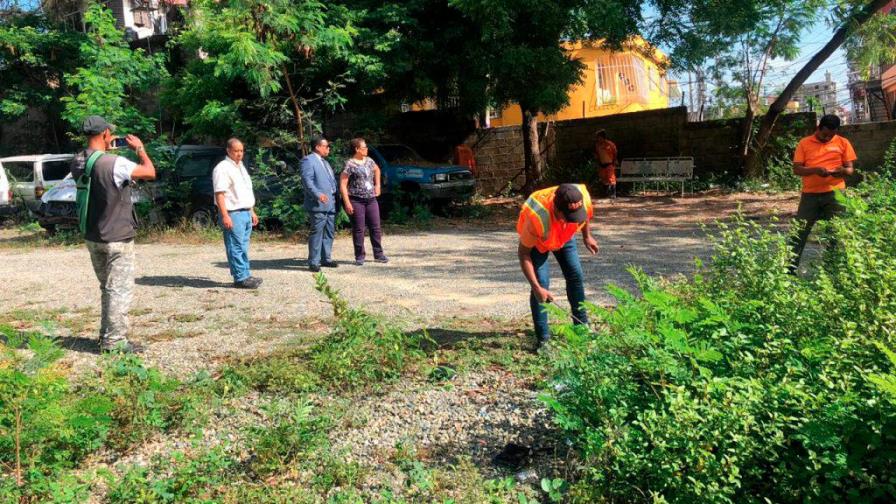 Intensifican campañas contra el dengue