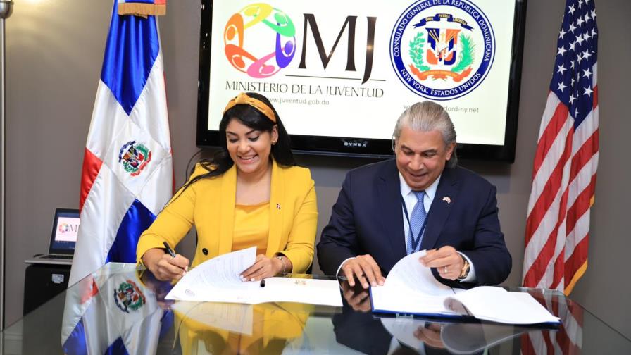 Ministerio de la Juventud dará becas a hijos de dominicanos residentes en NY