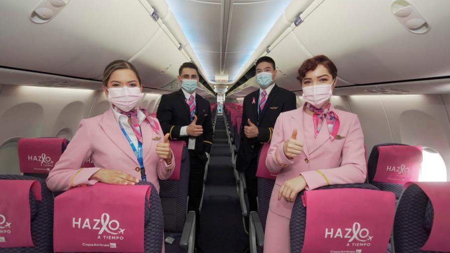 Copa Airlines inaugura con un “vuelo rosa” campaña contra el cáncer