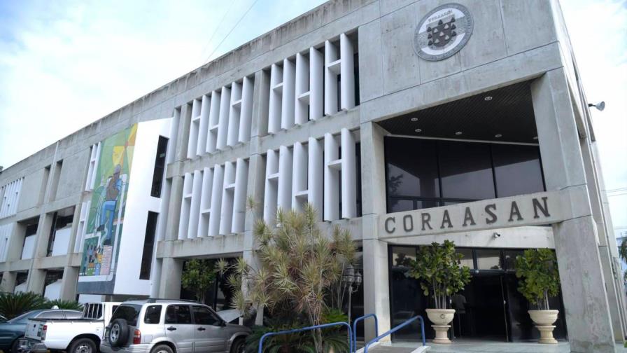 Raquel Peña y José Paliza luchan por la dirección de Coraasan en Santiago