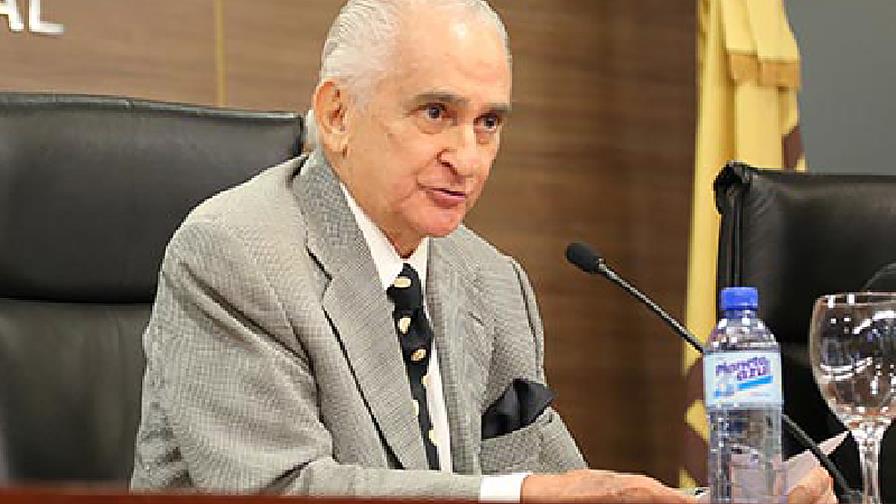 La Junta adjudicará la compra 55 mil equipos La Junta adjudicará la compra 55 mil equipos