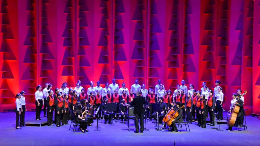 Coro Nacional de Niños Dominicanos del Ministerio de Cultura presentó gala coral “Laudemus” en el TN