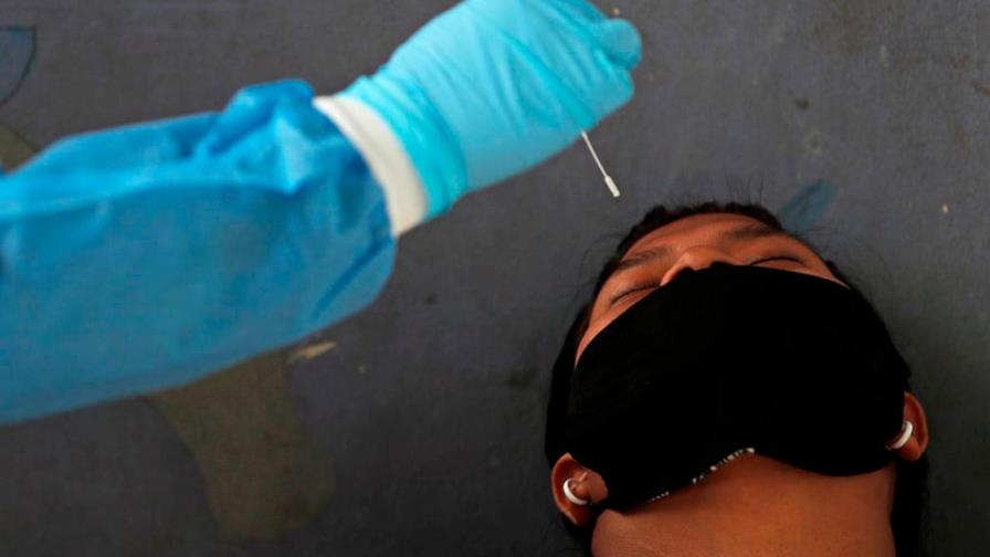 Los casos de coronavirus a nivel mundial llegan a 35,5 millones Los casos de coronavirus a nivel mundial llegan a 35,5 millones