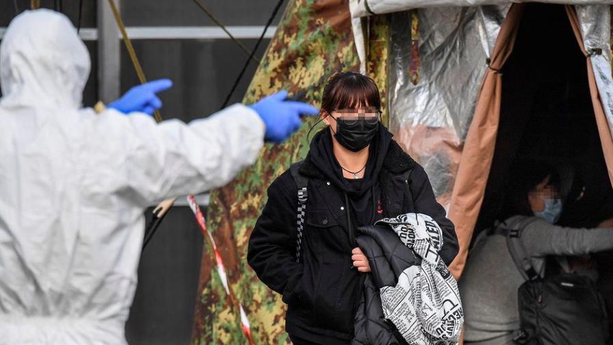 Suben a 490 los muertos por coronavirus en China