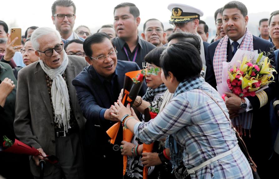 OMS: Camboya mostró con crucero sospechoso más solidaridad que otros países