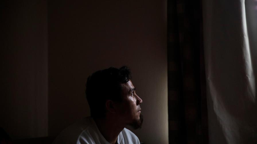 Millones de inmigrantes en EEUU están fuera de plan de apoyo por coronavirus