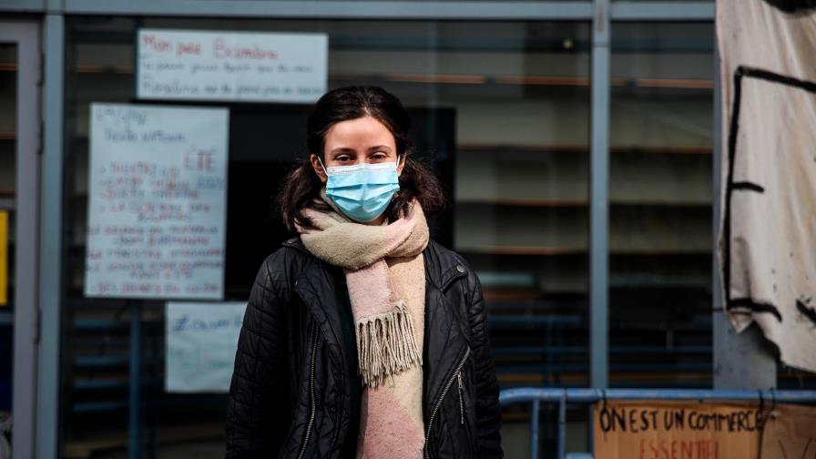 Francia confina a otros 2,4 millones ante el agravamiento de la presión por la pandemia