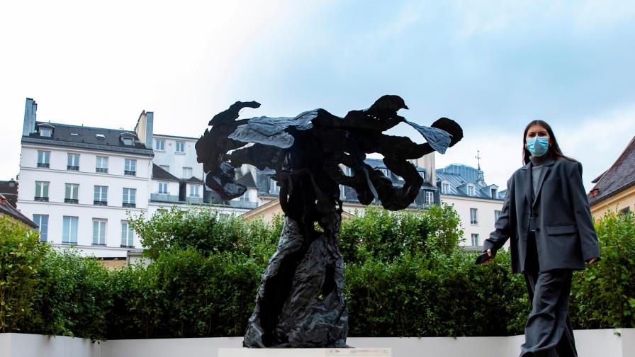 Toque de queda en París y ocho ciudades a partir del sábado para frenar pandemia Toque de queda en París y ocho ciudades a partir del sábado para frenar pandemia