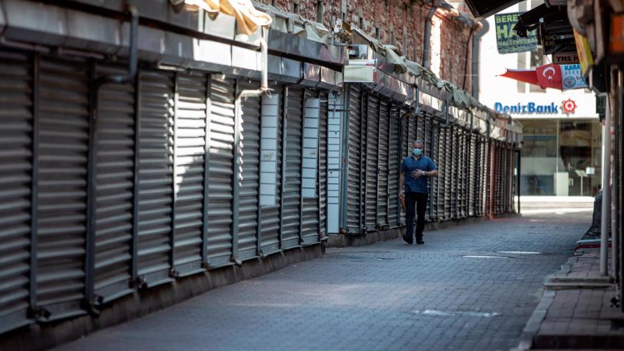 Turquía prevé usar una vacuna propia contra el COVID19 para la tercera dosis