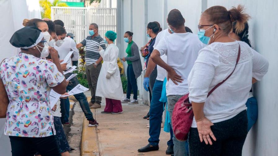 Abinader asumiría el Gobierno con más de 84 mil casos de COVID-19 Abinader asumiría el Gobierno con más de 84 mil casos de COVID-19