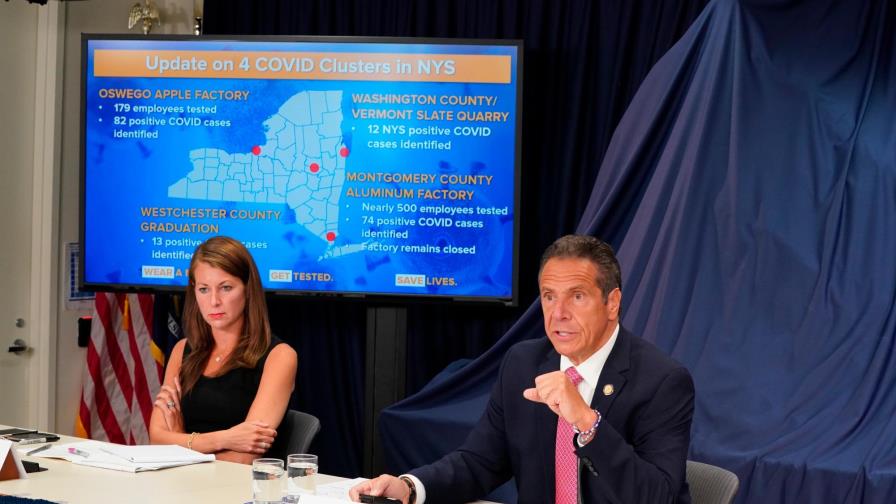 Nueva York pospone indefinidamente apertura del interior de bares y restaurantes