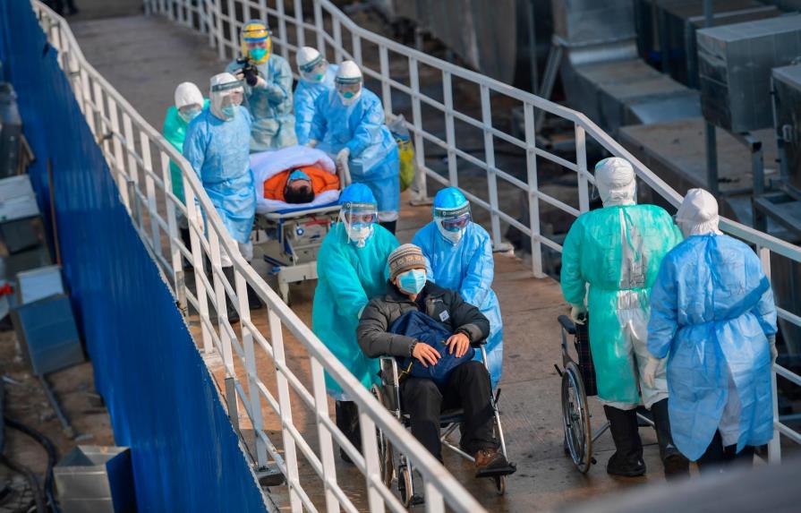 Hong Kong registra su primer muerto por coronavirus en medio de huelga sanitaria