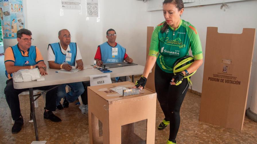 Coronavirus cerca la Junta Central  y arrastra las elecciones de mayo
