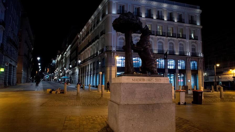 España marca nuevo máximo de contagios con 23,580 y 173 muertos más