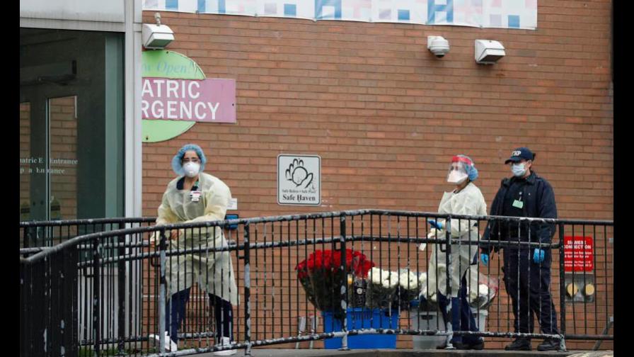 EE.UU. se acerca a los 116.000 muertos y 2,1 millones de casos de coronavirus