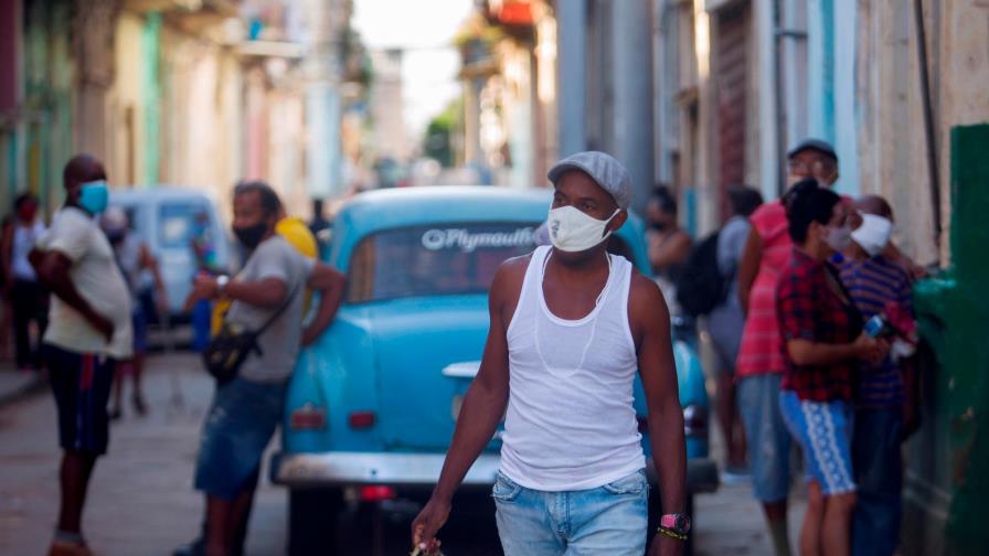 Cuba notifica récord de 51 muertos por COVID y más de 6,000 contagios 