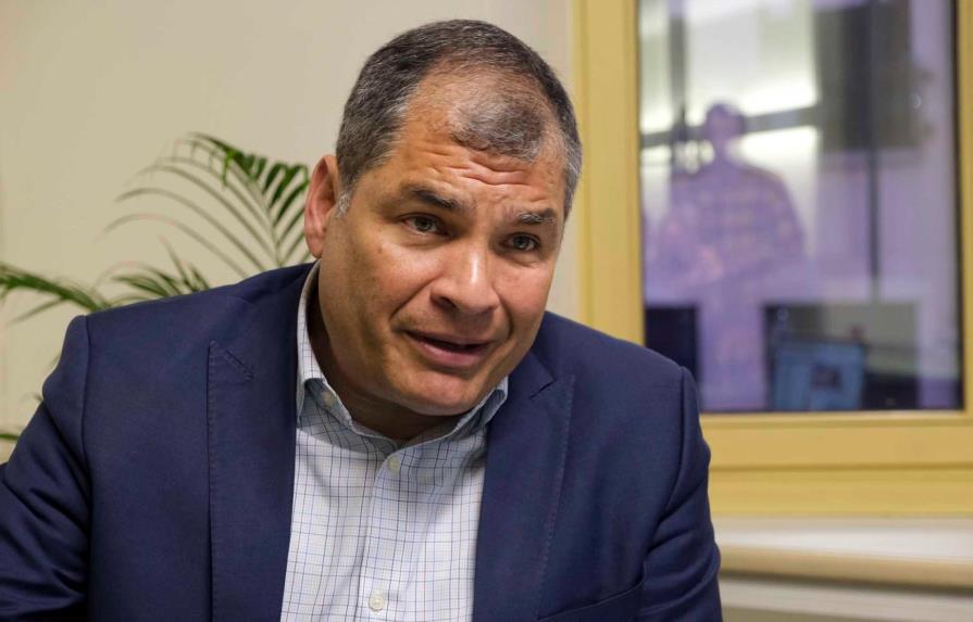 Fiscalía de Ecuador cita a Rafael Correa por el caso Odebrecht