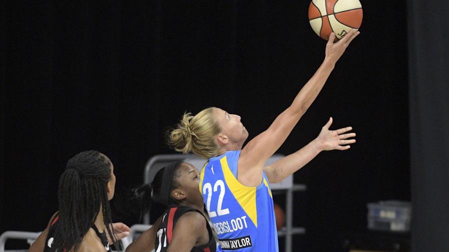 Vandersloot establece récord de un solo juego de la WNBA con 18 asistencias