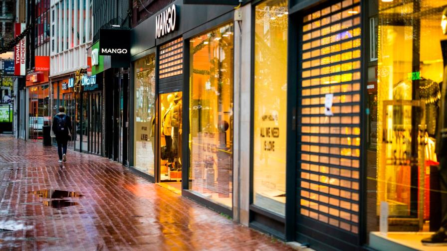 El mundo se prepara para unas Navidades inéditas; aquí las restricciones por países El mundo se prepara para unas Navidades inéditas; aquí las restricciones por países