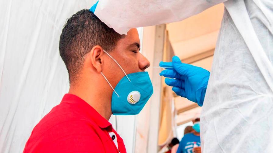 Reportan casi mil casos de COVID-19 en 24 horas Reportan casi mil casos de COVID-19 en 24 horas