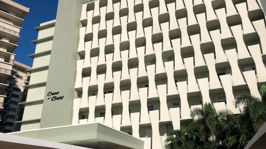 Evacúan edificio en Florida por problemas eléctricos