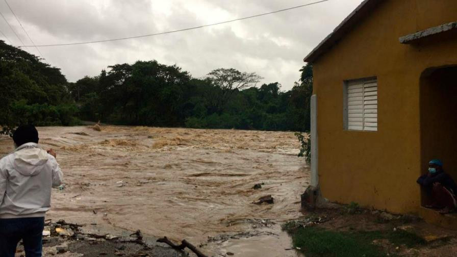 Crecidas de ríos y arroyos incomunica a tres municipios en la región este Crecidas de ríos y arroyos incomunica a tres municipios en la región este