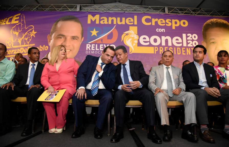 Manuel Crespo pasa apoyar a Leonel Fernández 