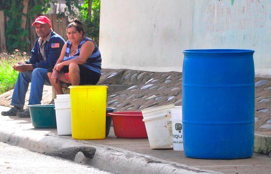 Se agrava crisis de agua potable en Santiago