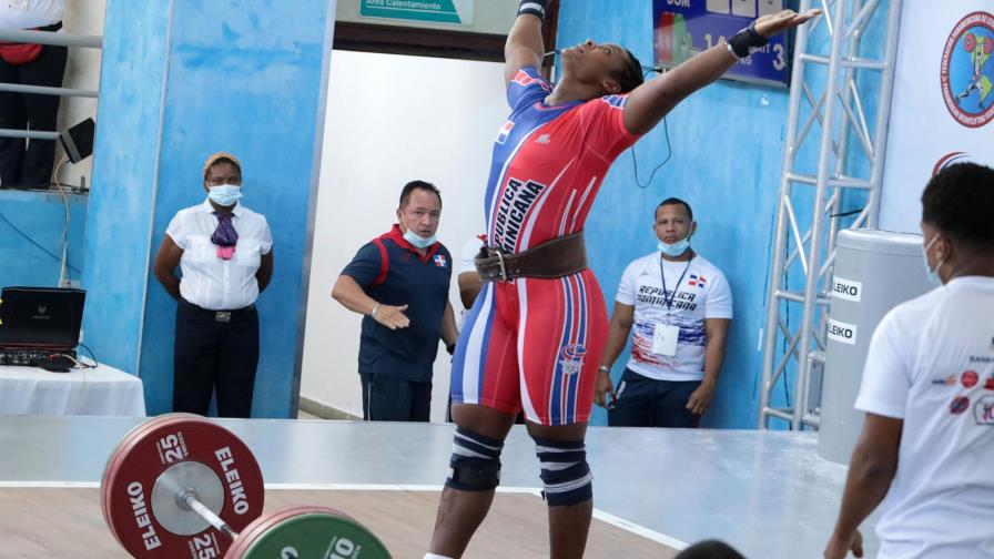 Crismery Santana se luce con oro y récord y clasifica a los Juegos Olímpicos de Tokio