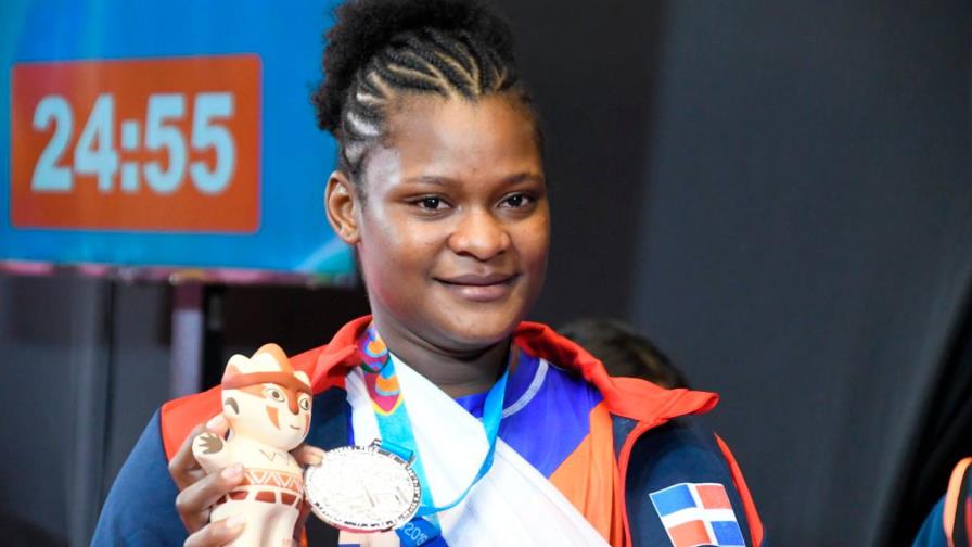 Pesas con cierre histórico y boxeo lleva a tres pugilistas a la final en Lima 2019