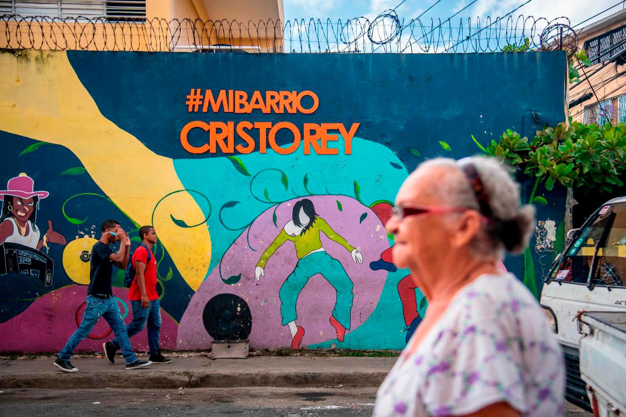 Al caminar por las calles de Cristo Rey se observan distintas expresiones de arte urbano.