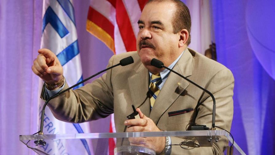 Marte Hoffiz respalda la posición del doctor Puello Herrera