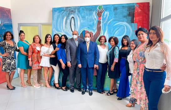 El Ministerio de Deportes y la ACD agasajan a las cronistas deportivas 