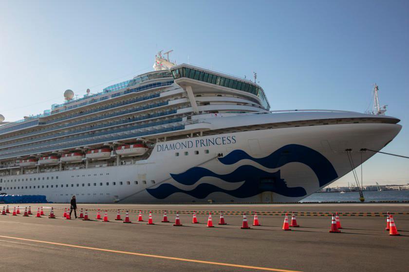 Cuarenta estadounidenses dieron positivo por coronavirus en crucero en Japón