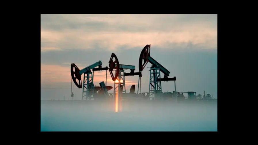 El petróleo de Texas abre con un alza del 1,33 %, hasta 56,98 dólares