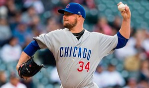 Jon Lester pag&oacute; 47 mil d&oacute;lares en cervezas que consumieron fan&aacute;ticos de los Cachorros 