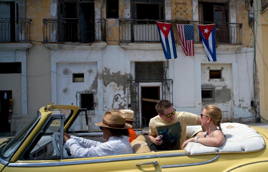 EE.UU. amplía lista de compañías y hoteles de Cuba sancionados