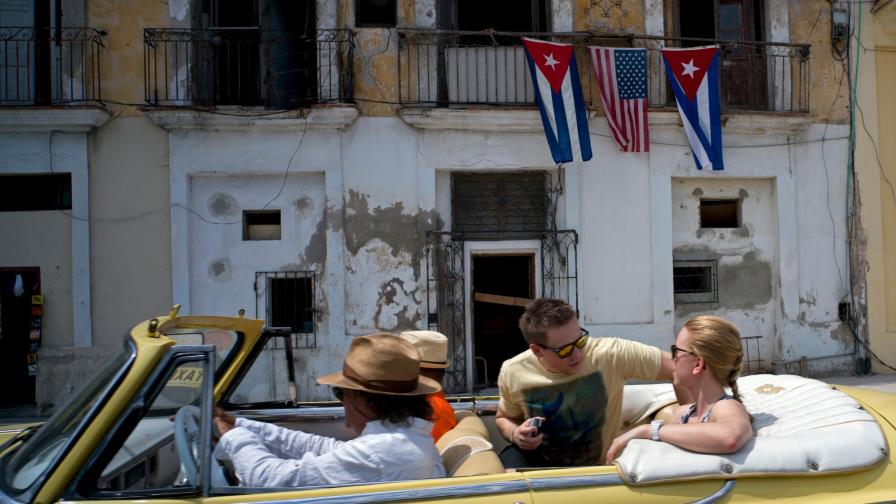EE.UU. amplía lista de compañías y hoteles de Cuba sancionados