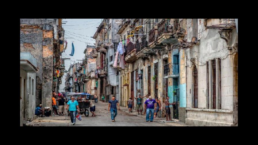 Médicos dominicanos varados en Cuba piden ayuda para regresar al país Médicos dominicanos varados en Cuba piden ayuda para regresar al país